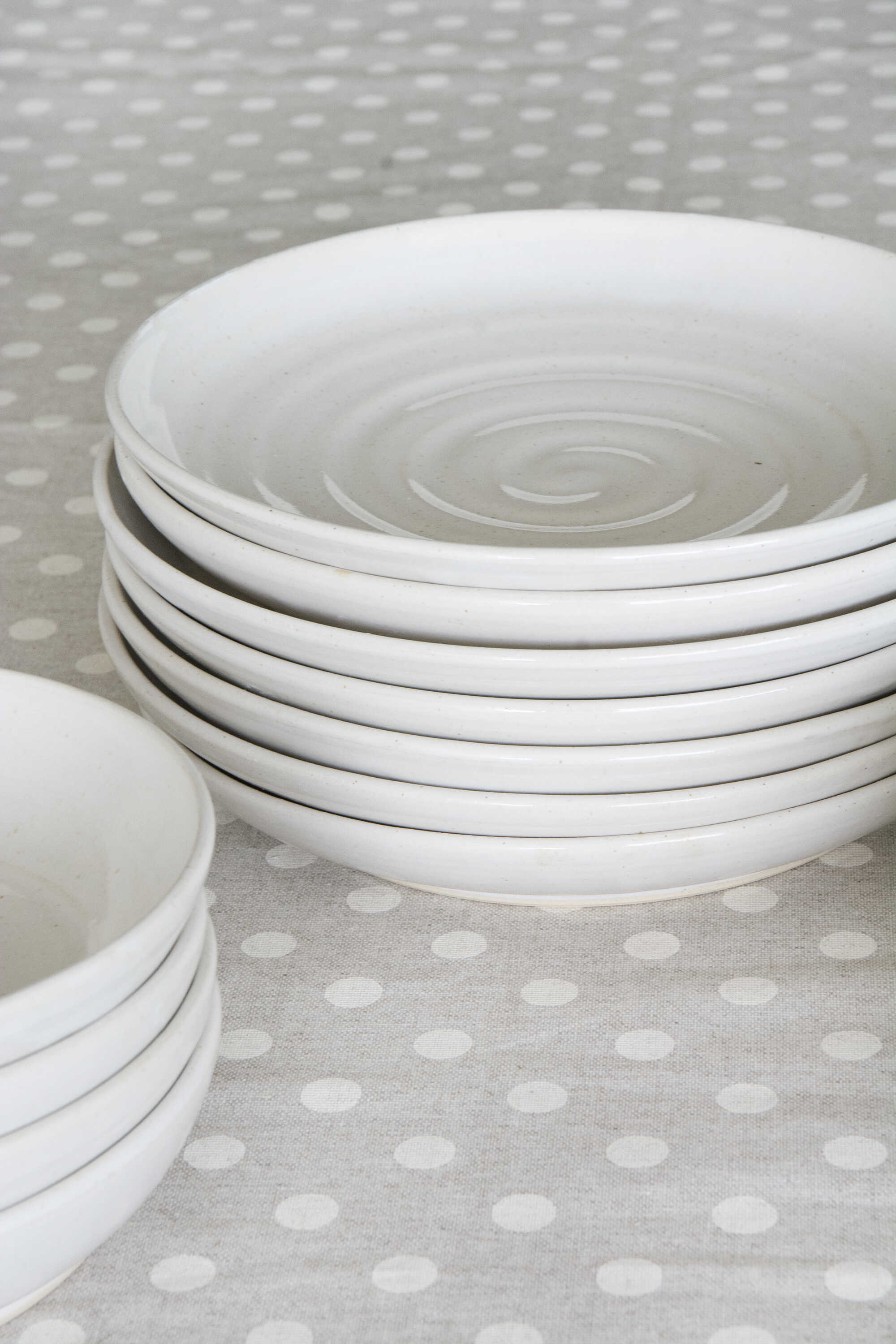 White Speckled Ceramic Bowl for Everyday Serving