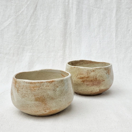 Small Gloss Ceramic Serving Bowl in Warm White