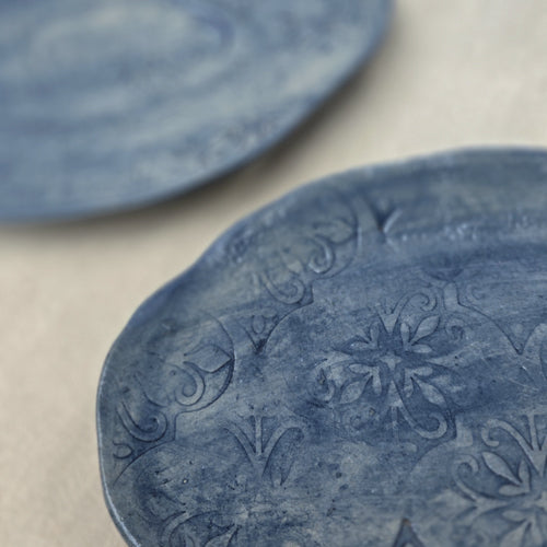 Textured Ceramic Serving Platter with Gloss Finish
