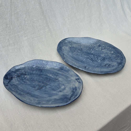 Textured Ceramic Serving Platter with Gloss Finish