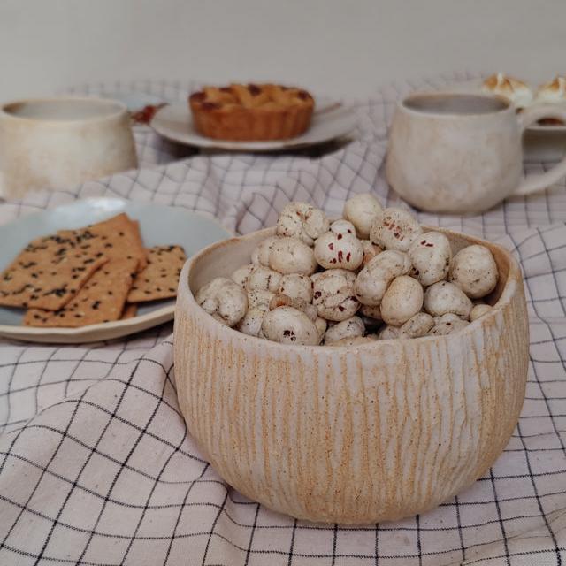 Small Ceramic Popcorn Bowl with Soft Glaze