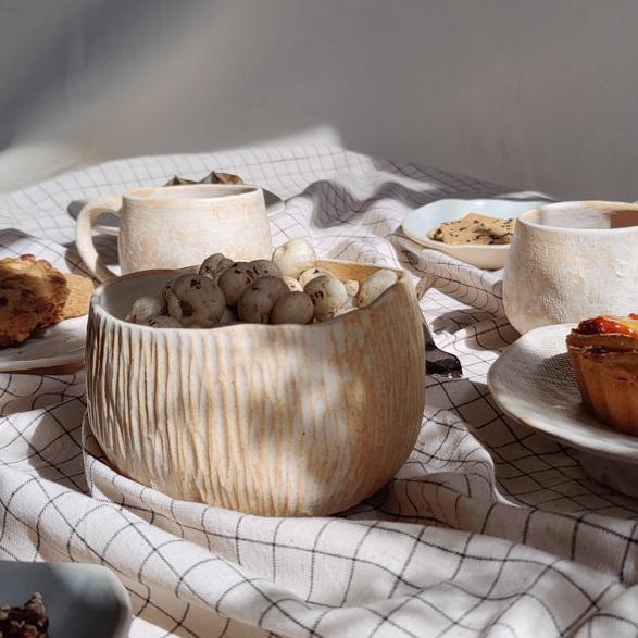 Small Ceramic Popcorn Bowl with Soft Glaze