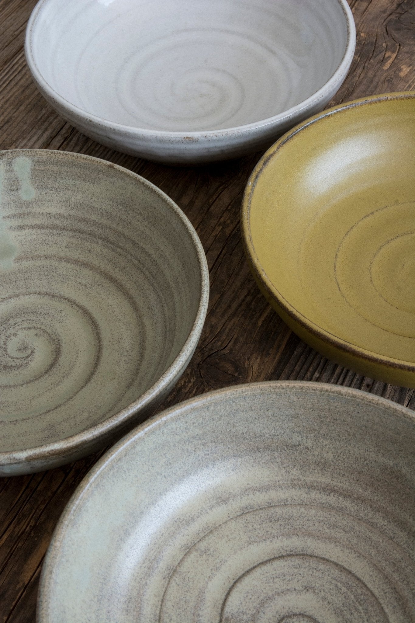 Set of Four Earth Tone Ceramic Bowls