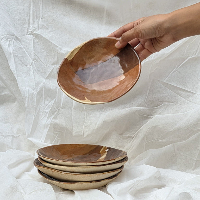 Curved Ceramic Snack Plate in Sand Finish