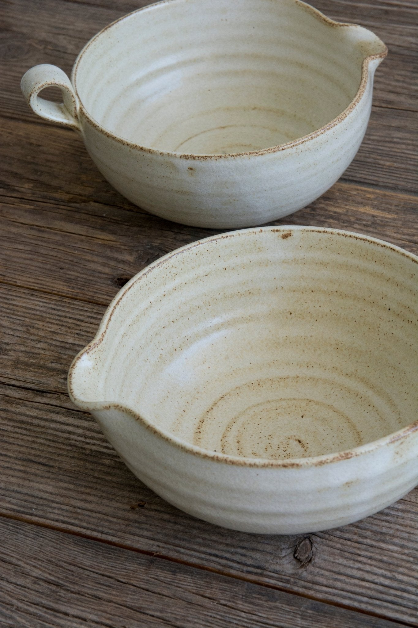 Yellow Pottery Mixing Bowl for Kitchen Prep